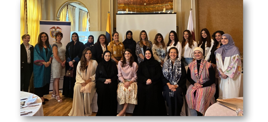 Doha, 1 de octubre del 2025. La Embajada de Colombia en Doha, en colaboración con ProColombia, realizó el pasado lunes 29 de septiembre un almuerzo de trabajo titulado “Explorando el País de la Belleza – Turismo y Oportunidades en Colombia” en el Club Diplomático de Doha. Este espacio reunió a mujeres empresarias, profesionales, creativas, diseñadoras, y emprendedoras residentes en Qatar y representando diversas industrias.  Marcela Monroy, Representante de ProColombia en Turquía y Asesora de Turismo para M